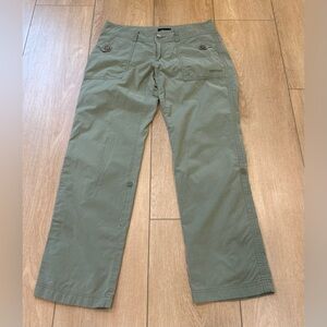 Marmot Women’s Olive Hiking Pants Roll Tab Convertible Size 8